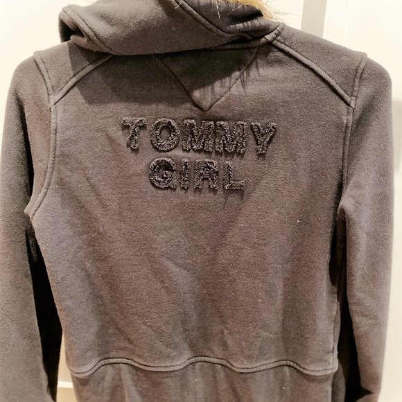 Tommy Girl Removable Faux Fur Trim Hoodie - Picture 2 of 7